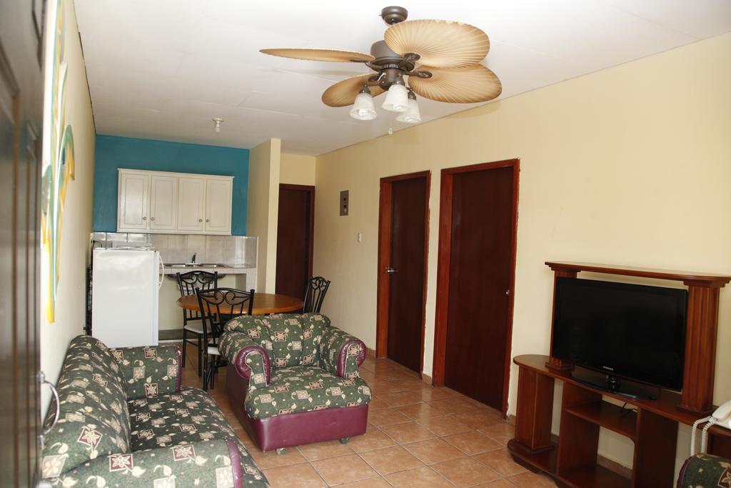 Apart Hotel Pico Bonito La Ceiba Habitación foto